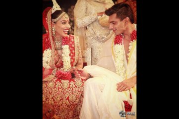 Bipasha Basu and Karan Singh Grover Marriage Photos